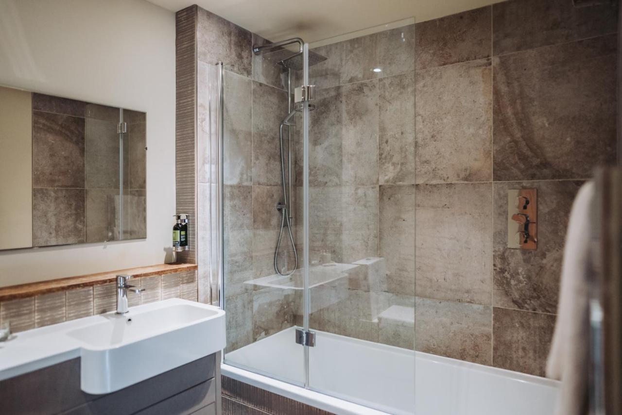 Hotel The Assheton Arms Clitheroe Esterno foto