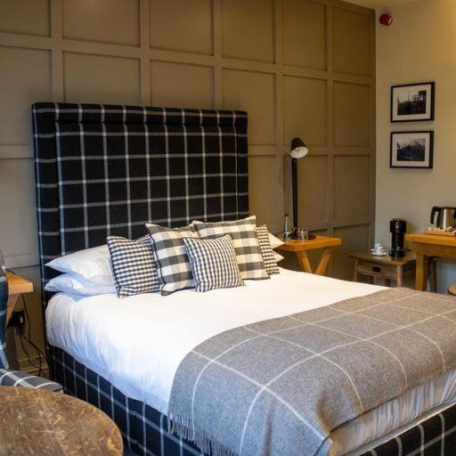 Hotel The Assheton Arms Clitheroe Esterno foto