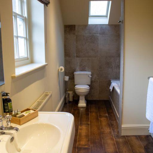 Hotel The Assheton Arms Clitheroe Esterno foto