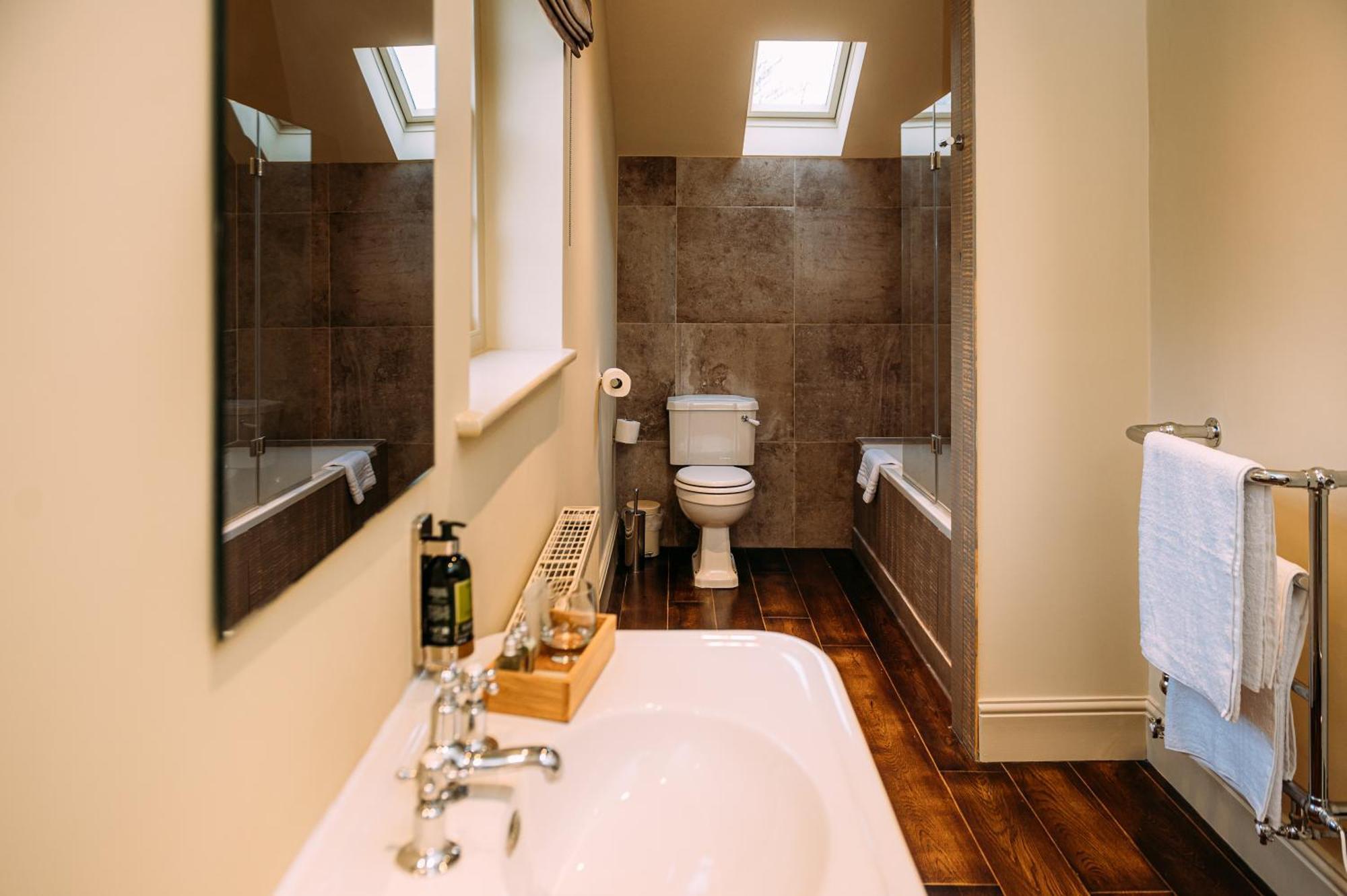 Hotel The Assheton Arms Clitheroe Esterno foto