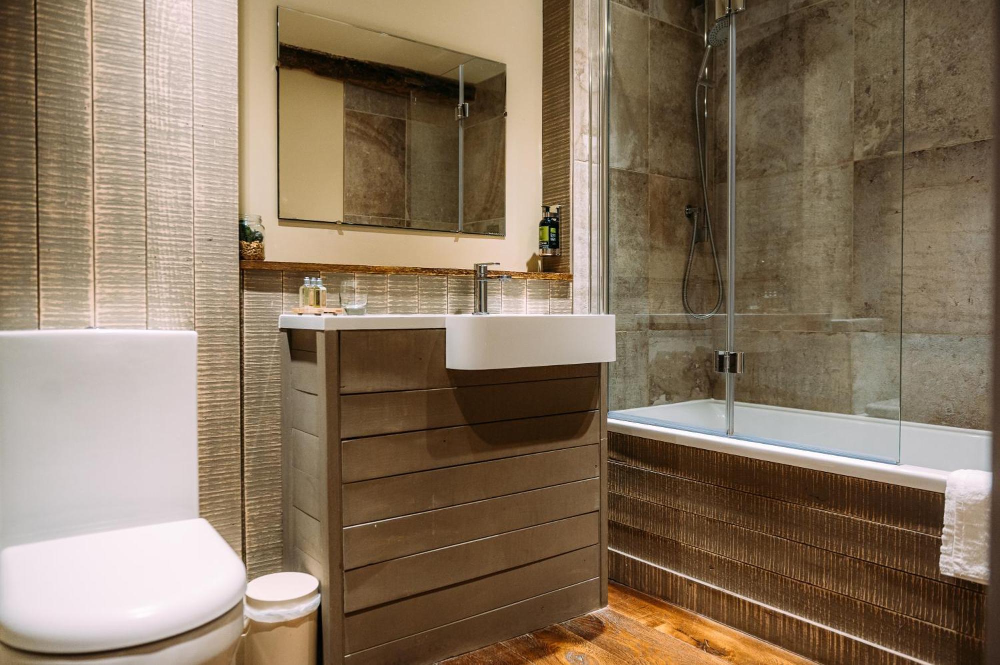 Hotel The Assheton Arms Clitheroe Esterno foto